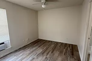 9807 Walnut St, Dallas, TX 75243 - Photo 12