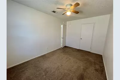 2600 21st Street, Fort Worth, TX 76106 - Photo 8