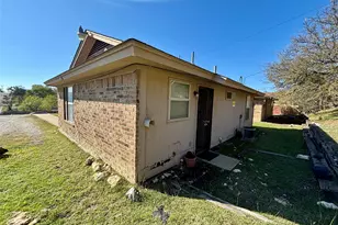 2600 21st St, Fort Worth, TX 76106 - Photo 12