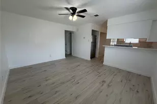 2600 21st St, Fort Worth, TX 76106 - Photo 2