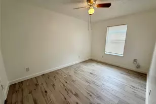2600 21st St, Fort Worth, TX 76106 - Photo 6