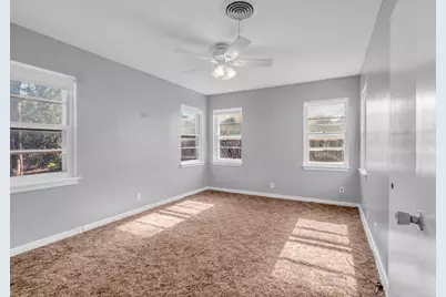 706 S Wildwood Drive, Irving, TX 75060 - Photo 4