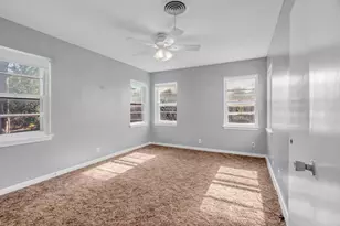 706 S Wildwood Dr, Irving, TX 75060 - Photo 4