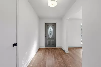 2822 Wentwood Drive, Grapevine, TX 76051 - Photo 4