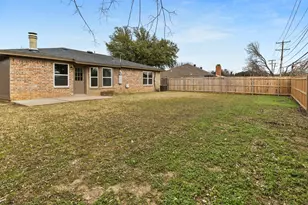 6524 Kary Lynn Dr S, Watauga, TX 76148 - Photo 14
