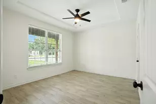 1118 S Grand Ave, Gainesville, TX 76240 - Photo 16