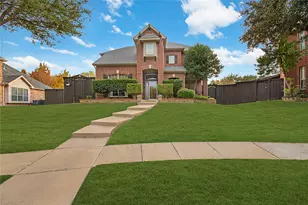 11601 Forestbrook Dr, Frisco, TX 75035 - Photo 2