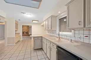 4705 Whistler Dr, Fort Worth, TX 76133 - Photo 12