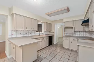 4705 Whistler Dr, Fort Worth, TX 76133 - Photo 10