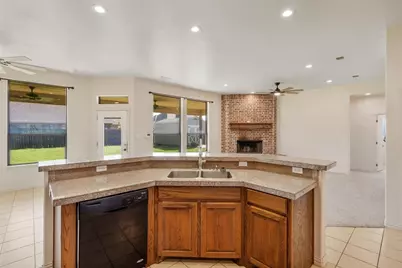 2833 Willow Ridge Circle, Granbury, TX 76049 - Photo 8