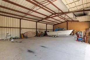 233 Reast Rd, Whitesboro, TX 76273 - Photo 32