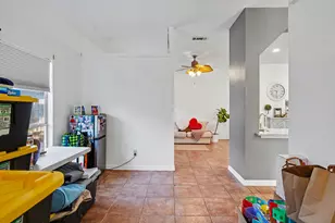 2322 Cromwell Dr, Arlington, TX 76018 - Photo 6