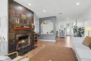 2322 Cromwell Dr, Arlington, TX 76018 - Photo 4