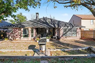 2322 Cromwell Dr, Arlington, TX 76018 - Photo 28