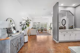 2322 Cromwell Dr, Arlington, TX 76018 - Photo 8