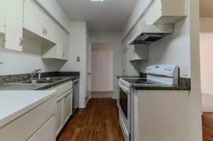 3213 Thames St, Irving, TX 75062 - Photo 10