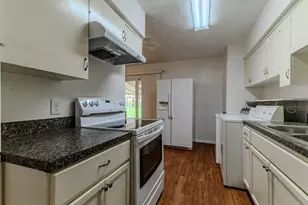 3213 Thames St, Irving, TX 75062 - Photo 12