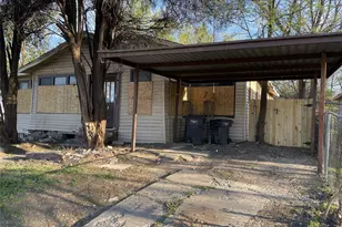 1136 E Leuda St, Fort Worth, TX 76104 - Photo 1