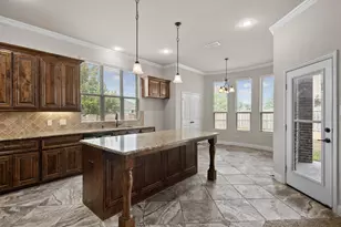 114 Thoroughbred St, Waxahachie, TX 75165 - Photo 6