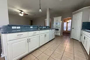 2021 Cantura Dr, Mesquite, TX 75181 - Photo 8