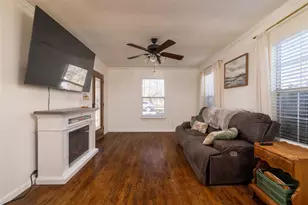 1011 S Waco St, Weatherford, TX 76086 - Photo 6