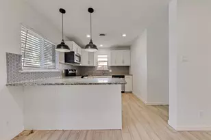 413 Simmons Dr, Hurst, TX 76053 - Photo 22