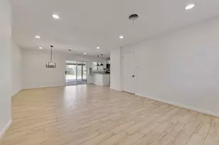 413 Simmons Dr, Hurst, TX 76053 - Photo 24