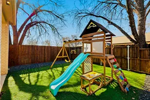 1017 N Church St, McKinney, TX 75069 - Photo 24