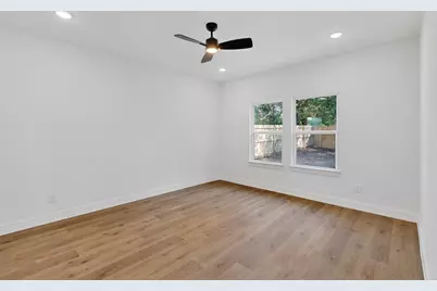 1308 Daffan Avenue, Ennis, TX 75119 - Photo 12