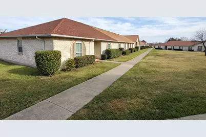 16 W Lane Creek #2, Grand Prairie, TX 75052 - Photo 32