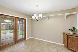 2804 Hollywood Dr, Arlington, TX 76013 - Photo 8