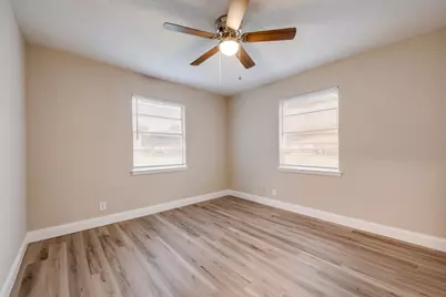 3912 Lakewood Drive, Lake Worth, TX 76135 - Photo 16