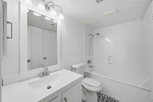 3410 W Country Club Dr, Irving, TX 75035 - Photo 16