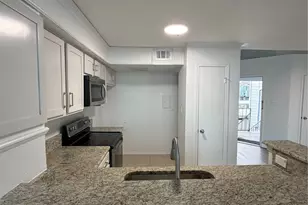 3410 W Country Club Dr, Irving, TX 75035 - Photo 12