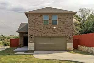 3222 Roosevelt Ave, Fort Worth, TX 76106 - Photo 2