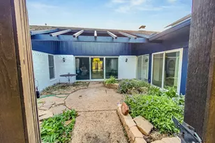 3309 S Country Club Rd, Garland, TX 75043 - Photo 6