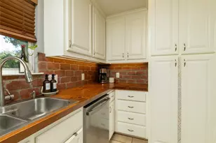 140 Huling Dr, Azle, TX 76020 - Photo 14