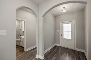 409 Ellis Place Dr, Greenville, TX 75402 - Photo 4