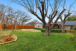 324 Moore Creek Rd, Hurst, TX 76053 - Photo 22