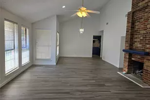 3032 Big Oaks Dr, Garland, TX 75044 - Photo 2