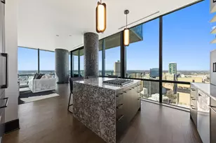 1301 Throckmorton St, Fort Worth, TX 76102 - Photo 10