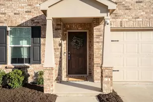 1305 Vernon Dr, Aubrey, TX 76227 - Photo 4