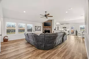 100 Wiley St, Stephenville, TX 76401 - Photo 6