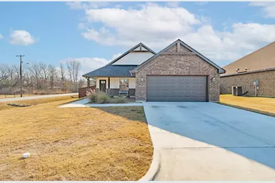 100 Wiley Street, Stephenville, TX 76401 - Photo 2