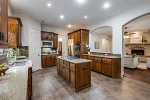 1916 Surrey Ln, McKinney, TX 75072 - Photo 12