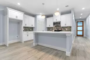 520 E 5th St, Bonham, TX 75418 - Photo 4