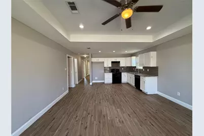 2205 Morse Street, Greenville, TX 75401 - Photo 2