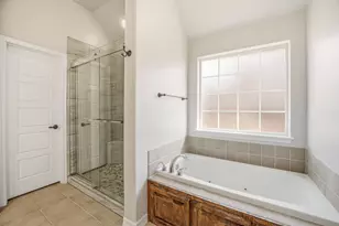 1114 Elk Ridge Dr, Stephenville, TX 76401 - Photo 18