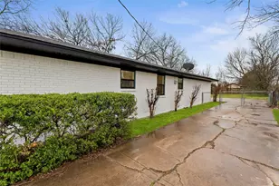 328 E Pleasant Run Rd, DeSoto, TX 75115 - Photo 30