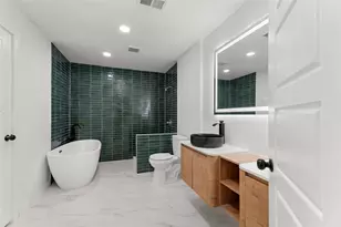 328 E Pleasant Run Rd, DeSoto, TX 75115 - Photo 4